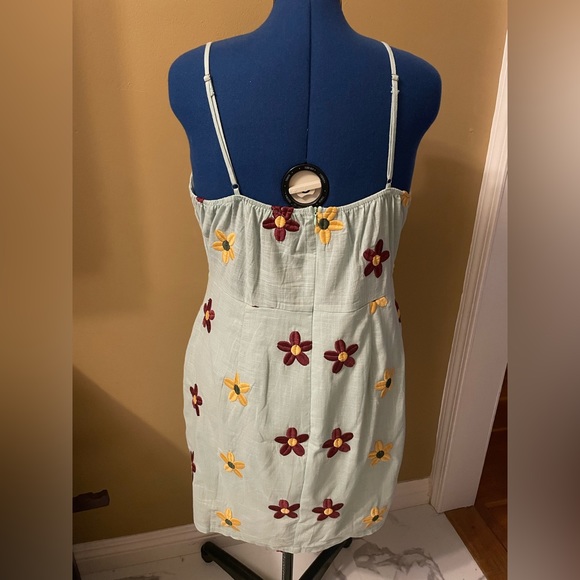 EUC SHIEN 2X Mod Floral Dress / Embroidered/ Y2K / Excellent Condition ๐๐๐ค - Picture 4 of 8